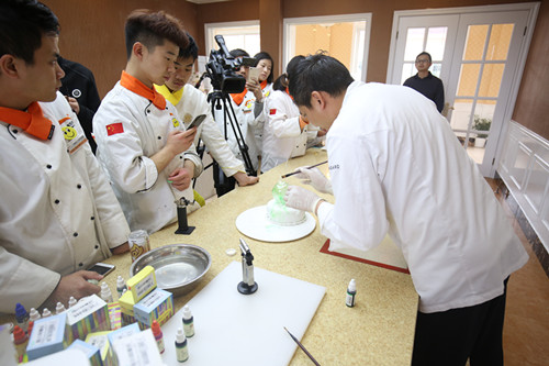 国内比较好的厨师培训学校在哪里_如何选择好的厨师培训学校？
