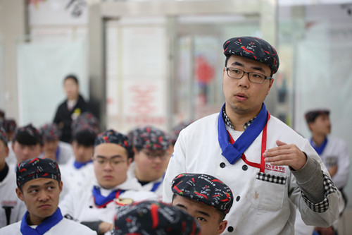 如何有效的选择西餐培训学校？