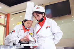 高中学历的女生学什么技术有前途？