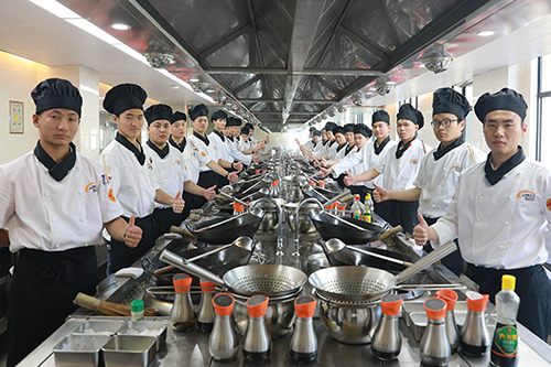 学厨师工作待遇怎么样？