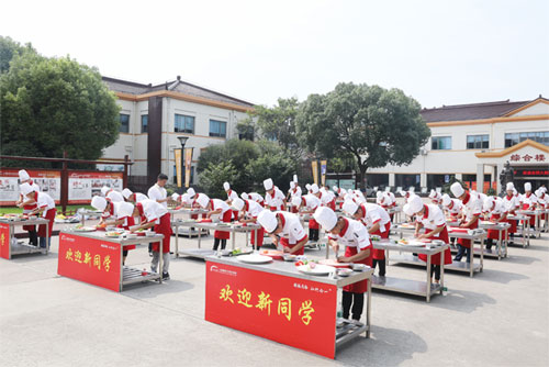 女生学厨师怎么样？