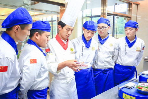 零基础学厨师多久能学会呢？