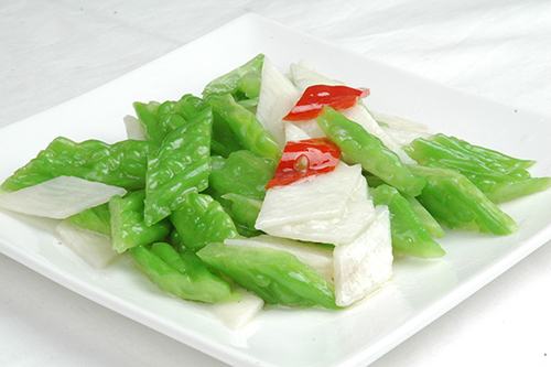 苦瓜怎样炒出清香甜味