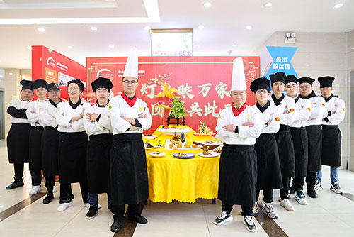 在上海学厨师怎么选好的培训学校
