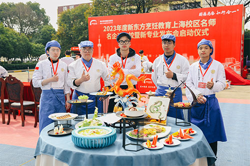 学厨师去职校好不好？